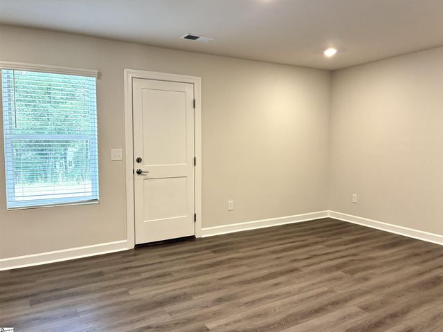 25 Pikewood Lane, Greenville, SC 29607
