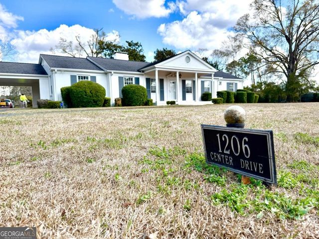 1206 Center Drive, Vidalia, GA 30474