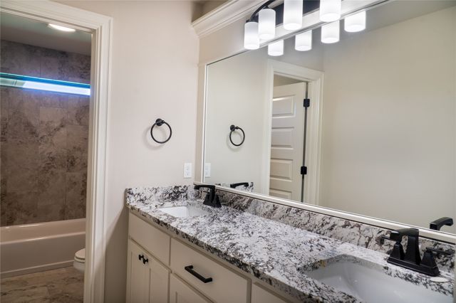 5214 E Norwood Street, Claremore, OK 74019