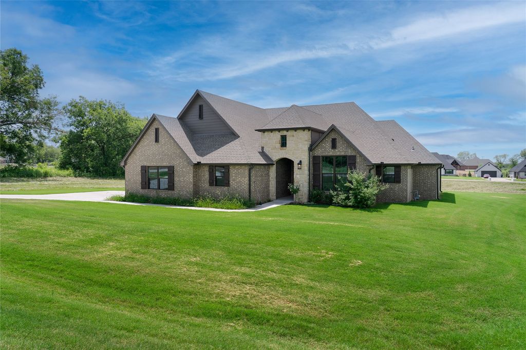 5214 E Norwood Street, Claremore, OK 74019