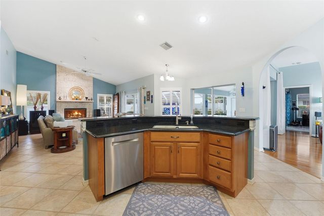 5511 61ST LANE E, Bradenton, FL 34203