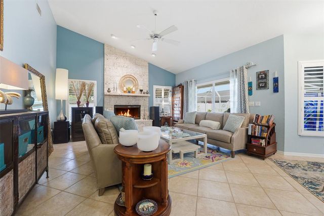 5511 61ST LANE E, Bradenton, FL 34203