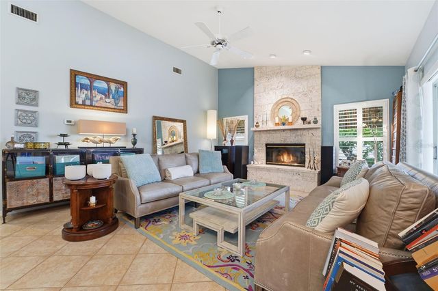 5511 61ST LANE E, Bradenton, FL 34203