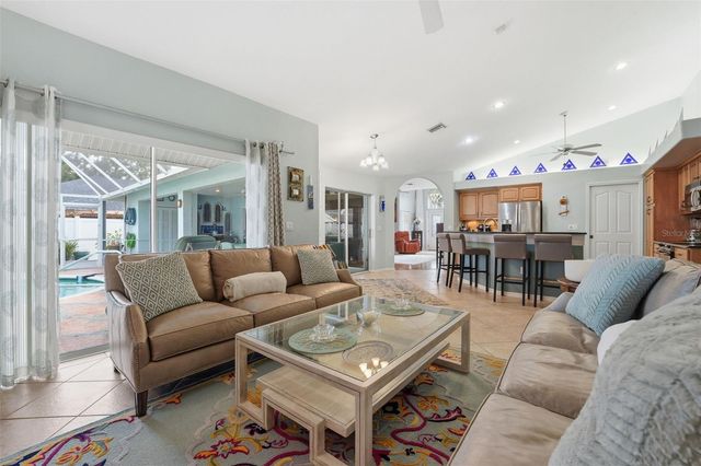 5511 61ST LANE E, Bradenton, FL 34203