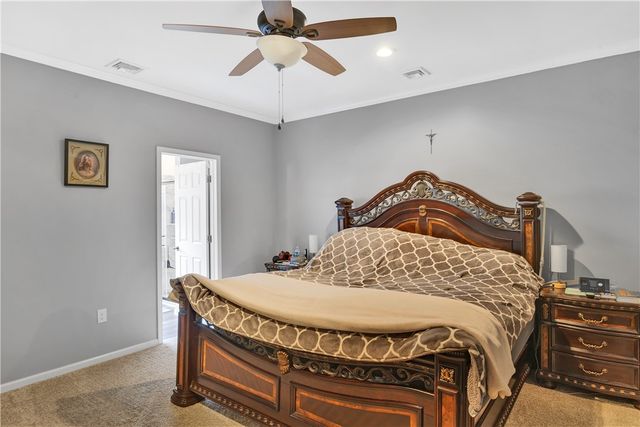 10 Walker St, Collier Twp, PA 15071