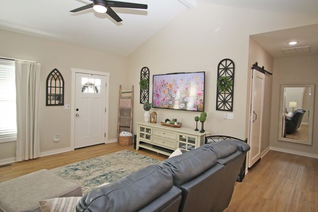 1120 Mac Street, Lawrenceburg, KY 40342