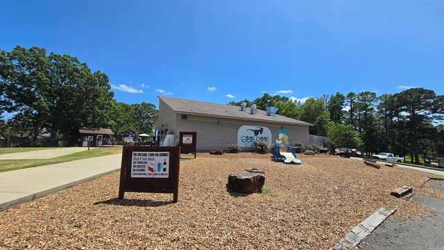 601 Dave Creek Pkwy Apt 73, Fairfield Bay, AR 72088