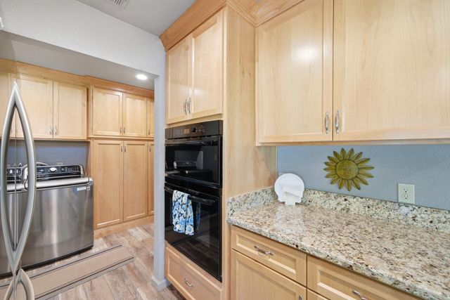 15828 Barney, Plymouth, CA 95669