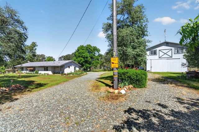 15828 Barney, Plymouth, CA 95669