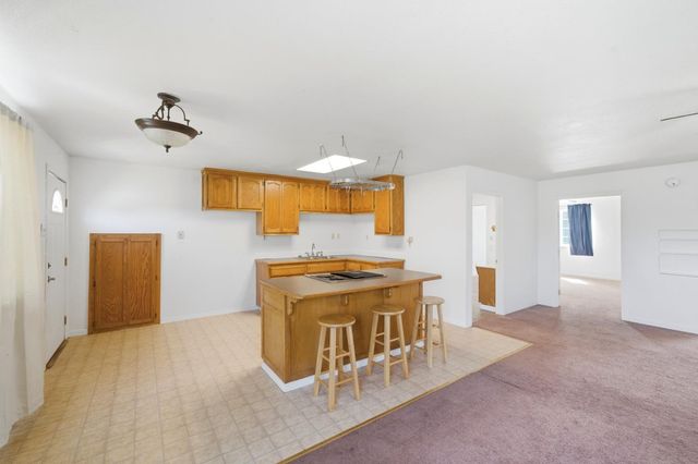 15828 Barney, Plymouth, CA 95669