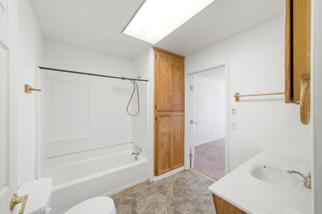 15828 Barney, Plymouth, CA 95669