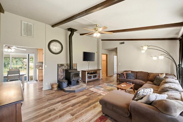 15828 Barney, Plymouth, CA 95669