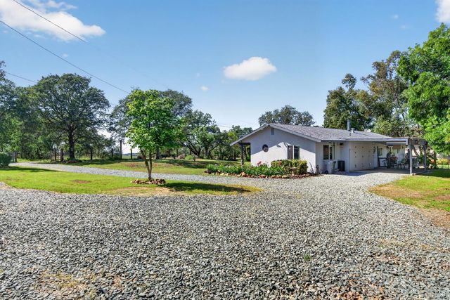 15828 Barney, Plymouth, CA 95669
