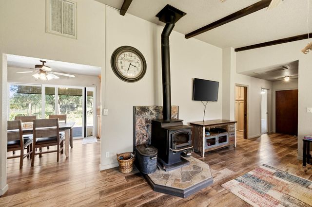 15828 Barney, Plymouth, CA 95669