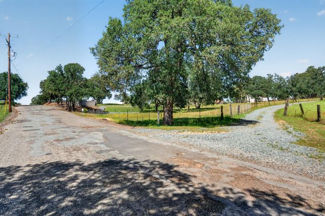 15828 Barney, Plymouth, CA 95669