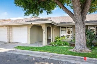 26838 Avenue Of The Oaks #C, Newhall, CA 91321