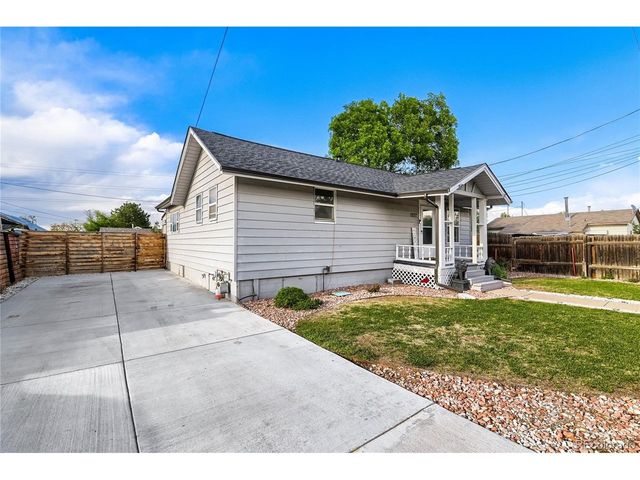 7277 E 68th Pl, Commerce City, CO 80022