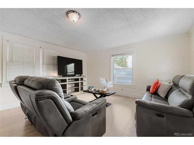 7277 E 68th Pl, Commerce City, CO 80022