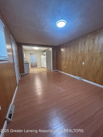 1523 Biltmore Street, Lansing, MI 48906