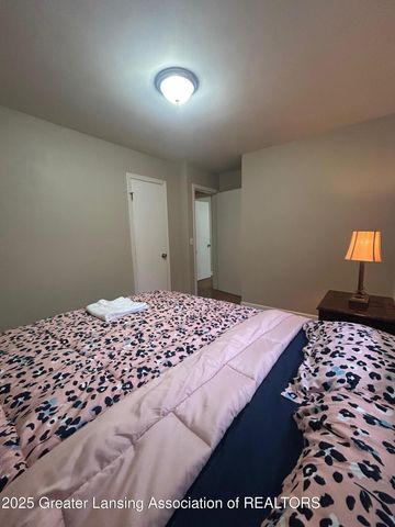 1523 Biltmore Street, Lansing, MI 48906