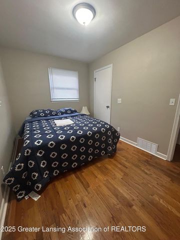 1523 Biltmore Street, Lansing, MI 48906