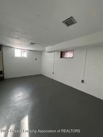 1523 Biltmore Street, Lansing, MI 48906