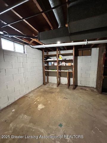 1523 Biltmore Street, Lansing, MI 48906