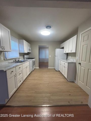 1523 Biltmore Street, Lansing, MI 48906