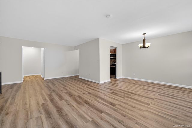 440 Carpenter Avenue 11, Newburgh, NY 12550