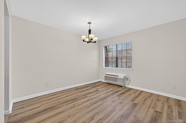 440 Carpenter Avenue 11, Newburgh, NY 12550