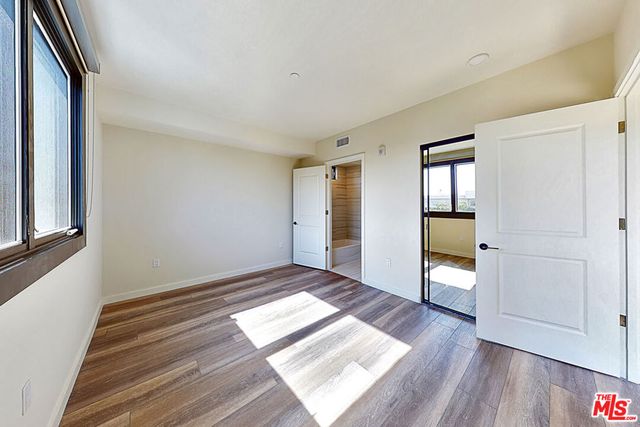 1070 S Bedford Street 205, Los Angeles, CA 90035