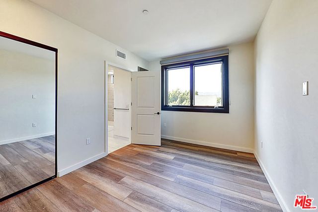 1070 S Bedford Street 205, Los Angeles, CA 90035
