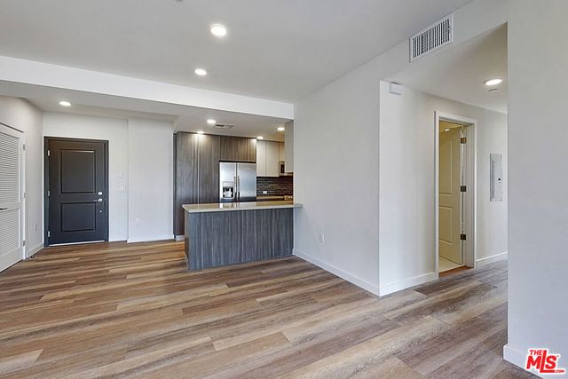 1070 S Bedford Street 205, Los Angeles, CA 90035