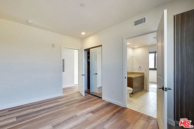 1070 S Bedford Street 205, Los Angeles, CA 90035