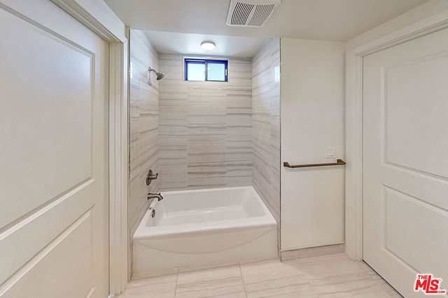 1070 S Bedford Street 205, Los Angeles, CA 90035