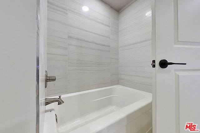 1070 S Bedford Street 205, Los Angeles, CA 90035