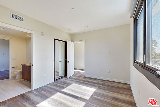 1070 S Bedford Street 205, Los Angeles, CA 90035