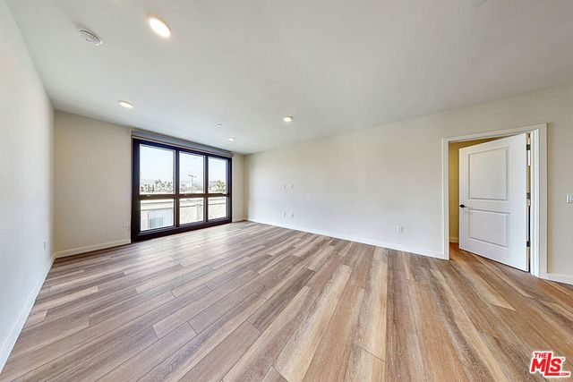 1070 S Bedford Street 205, Los Angeles, CA 90035