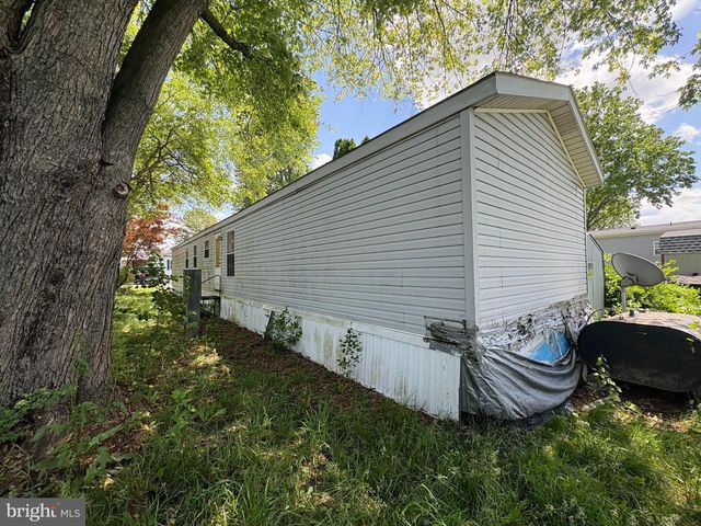 312 BAHAMA CIR, Carlisle, PA 17015