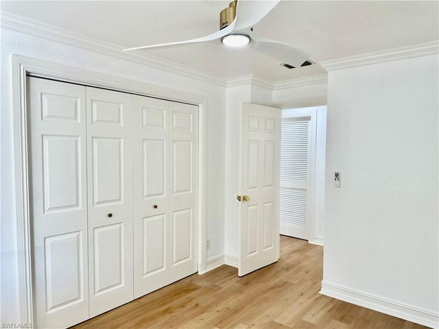 388 Belina DR # 6, Naples, FL 34104