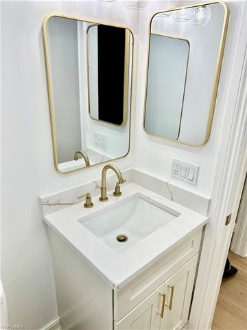 388 Belina DR # 6, Naples, FL 34104