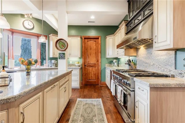 26525 Carancho Road, Temecula, CA 92590