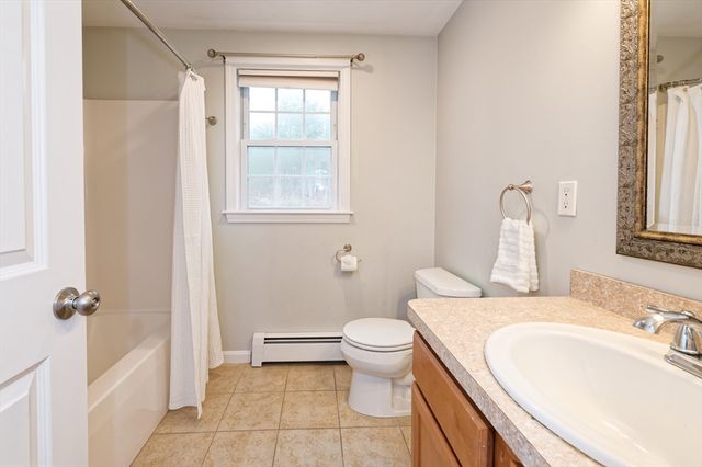 164 Wachusett St, Holden, MA 01520