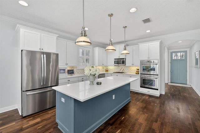 3212 W SAN PEDRO STREET, Tampa, FL 33629