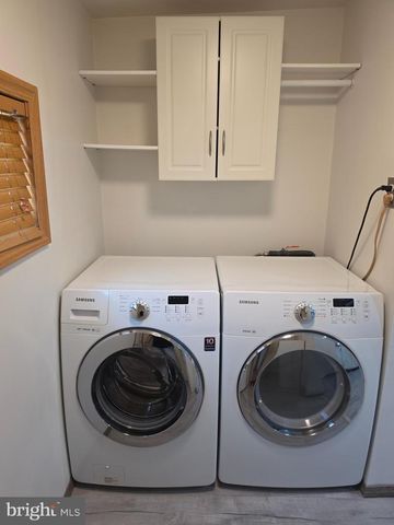 2446 S AMERICAN ST, Philadelphia, PA 19148