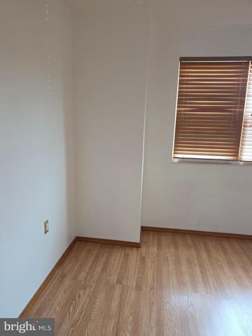 2446 S AMERICAN ST, Philadelphia, PA 19148