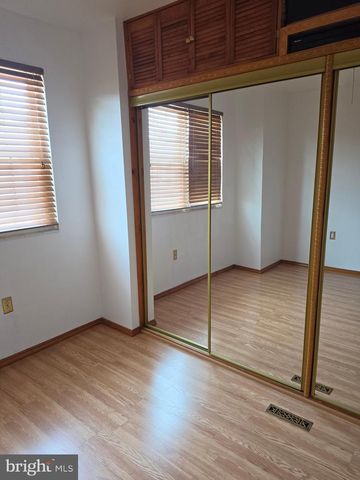 2446 S AMERICAN ST, Philadelphia, PA 19148