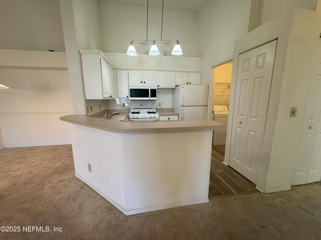 13810 SUTTON PARK Drive N 1421, Jacksonville, FL 32224