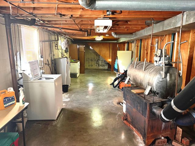 1927 KISKA RD, Salem, VA 24153