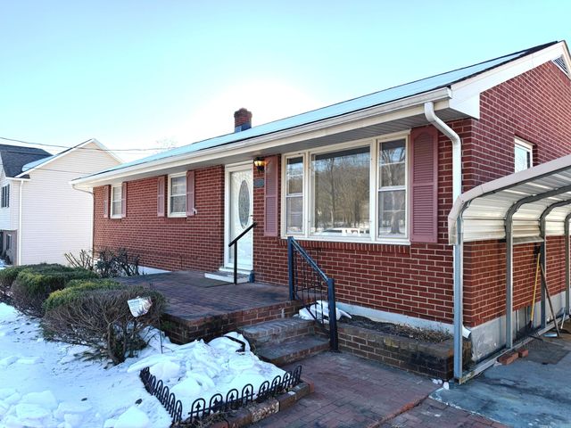 1927 KISKA RD, Salem, VA 24153